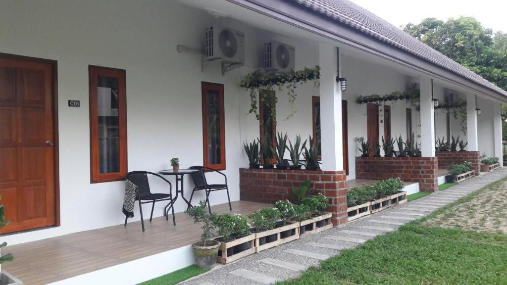 Cozy House Chiangrai Hotel Chiang Rai Exterior photo