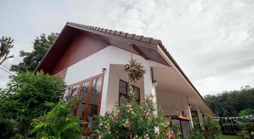Cozy House Chiangrai Hotel Chiang Rai Exterior photo